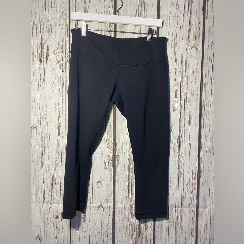 Lululemon Capri leggings 10